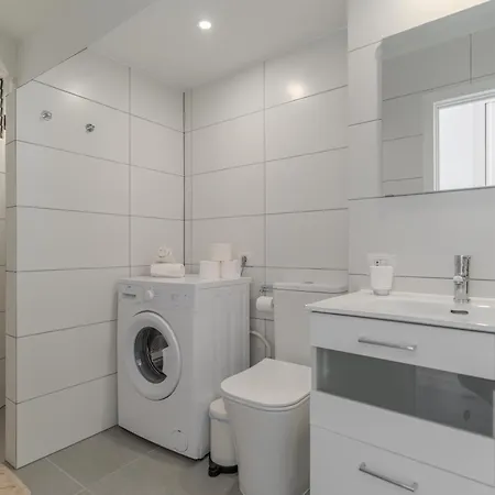 Apartamento Monolocale A Americas Con Vista Mare Laterale
